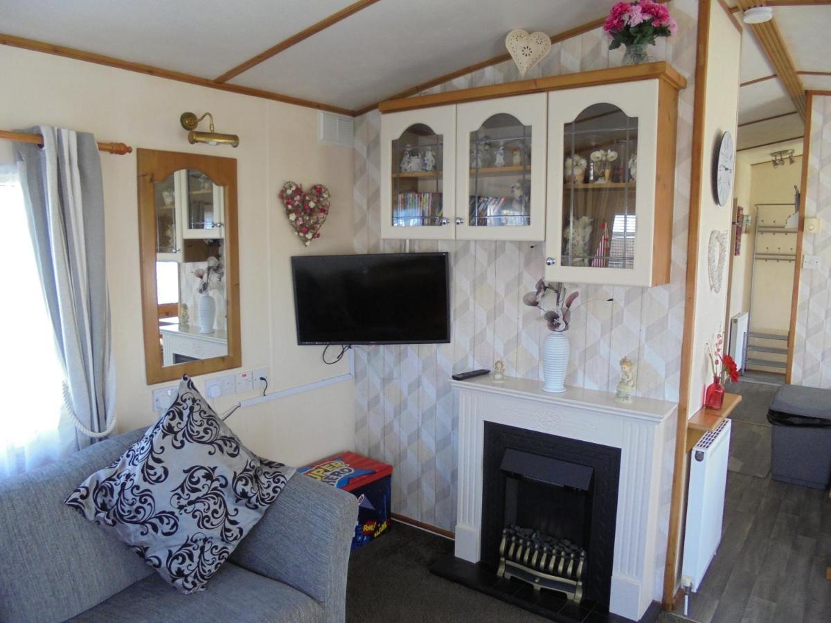 6 Berth Central Heated On The Chase Ingoldmells Exterior foto